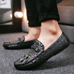 Men Crocodile Pattern Leather Slip on Shoes