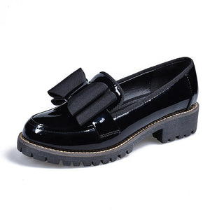 Women Bow Patent Leather Brogue Shoes